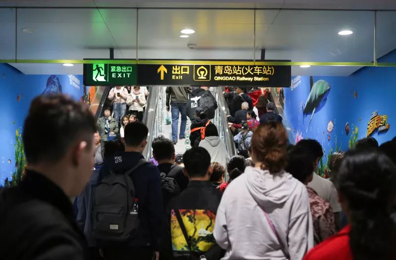 青岛地铁端午假期客流统计大数据“出炉”:载客422.88万人次 (图1) 4444416268cd499b805d1daad788cec1.jpeg